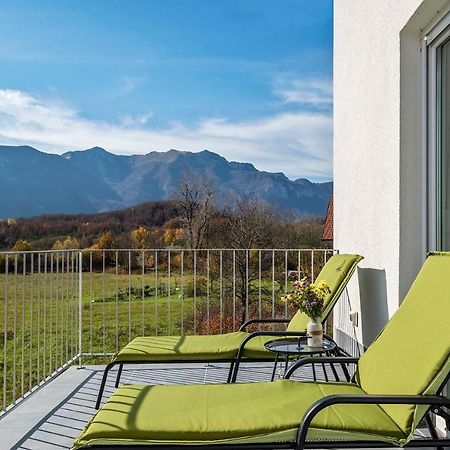 Velebit Lodge Lovinac  외부 사진